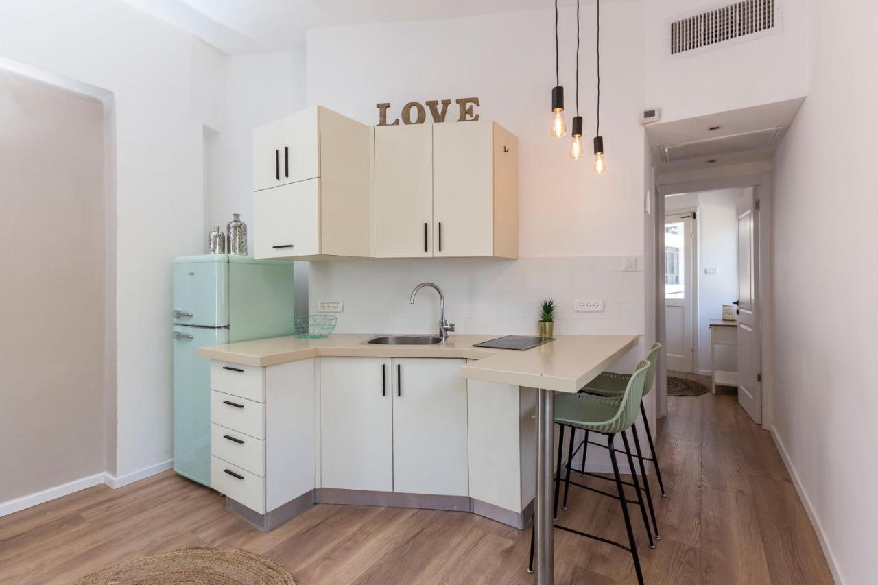 1B Patio Beach House Premium Location W/2 Balcony Tel Aviv Dış mekan fotoğraf