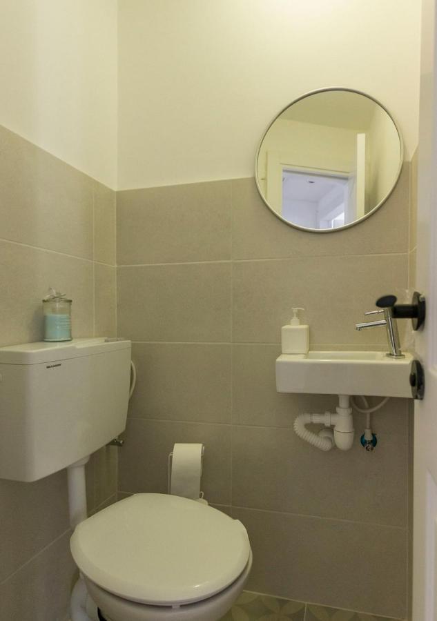1B Patio Beach House Premium Location W/2 Balcony Tel Aviv Dış mekan fotoğraf
