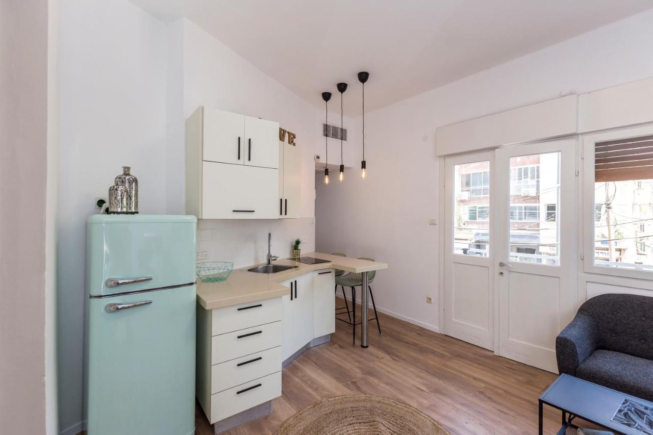 1B Patio Beach House Premium Location W/2 Balcony Tel Aviv Dış mekan fotoğraf